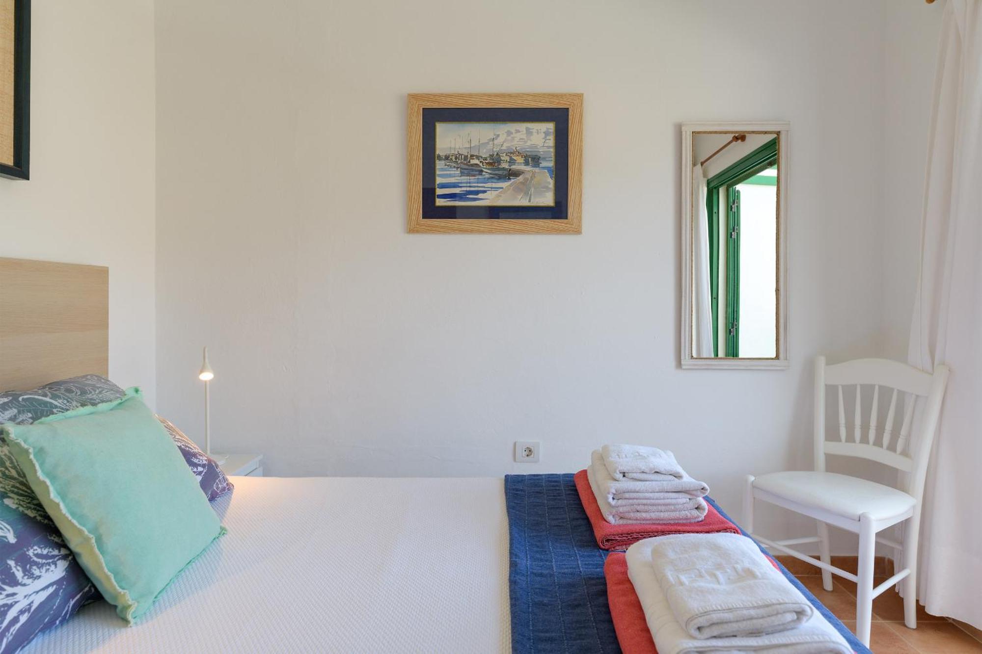 Famara Caracolillos, La Casa Luaran gambar